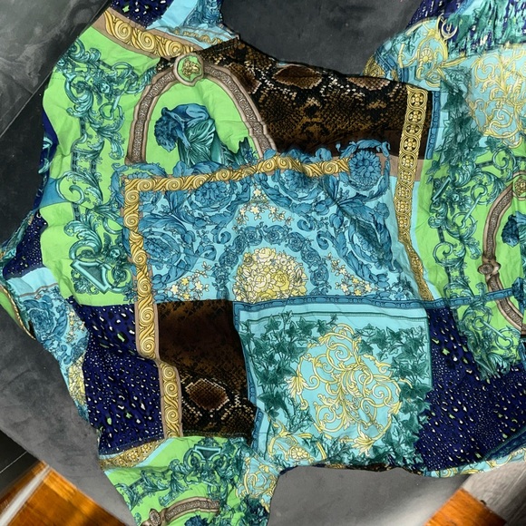 Two pc set - Picture 6 of 9